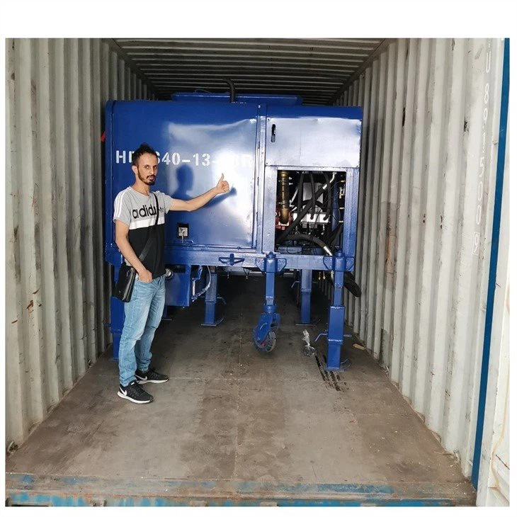 Concrete mixture pump factory